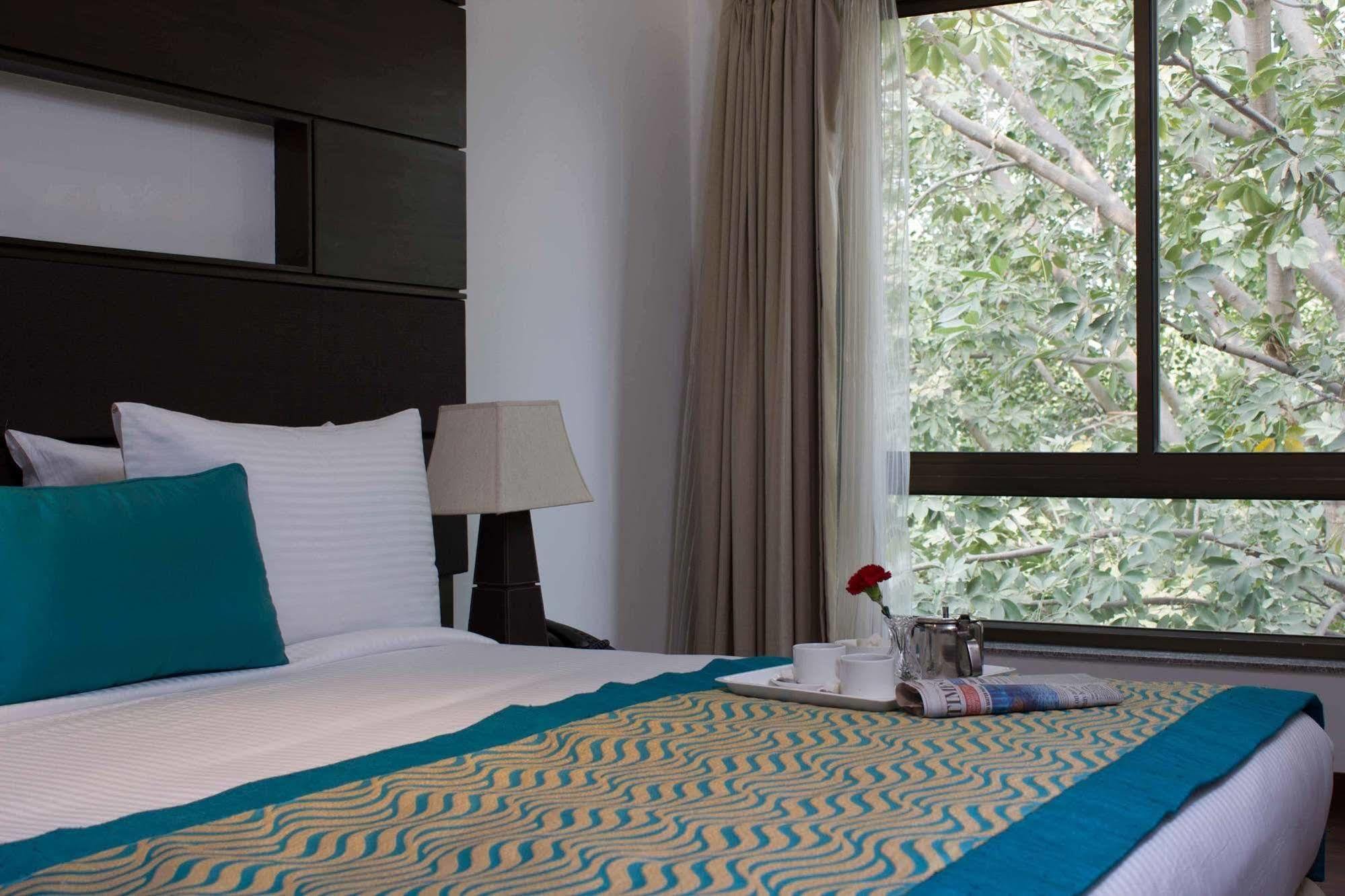Stately Suites Mg Road Gurgáon Exteriér fotografie