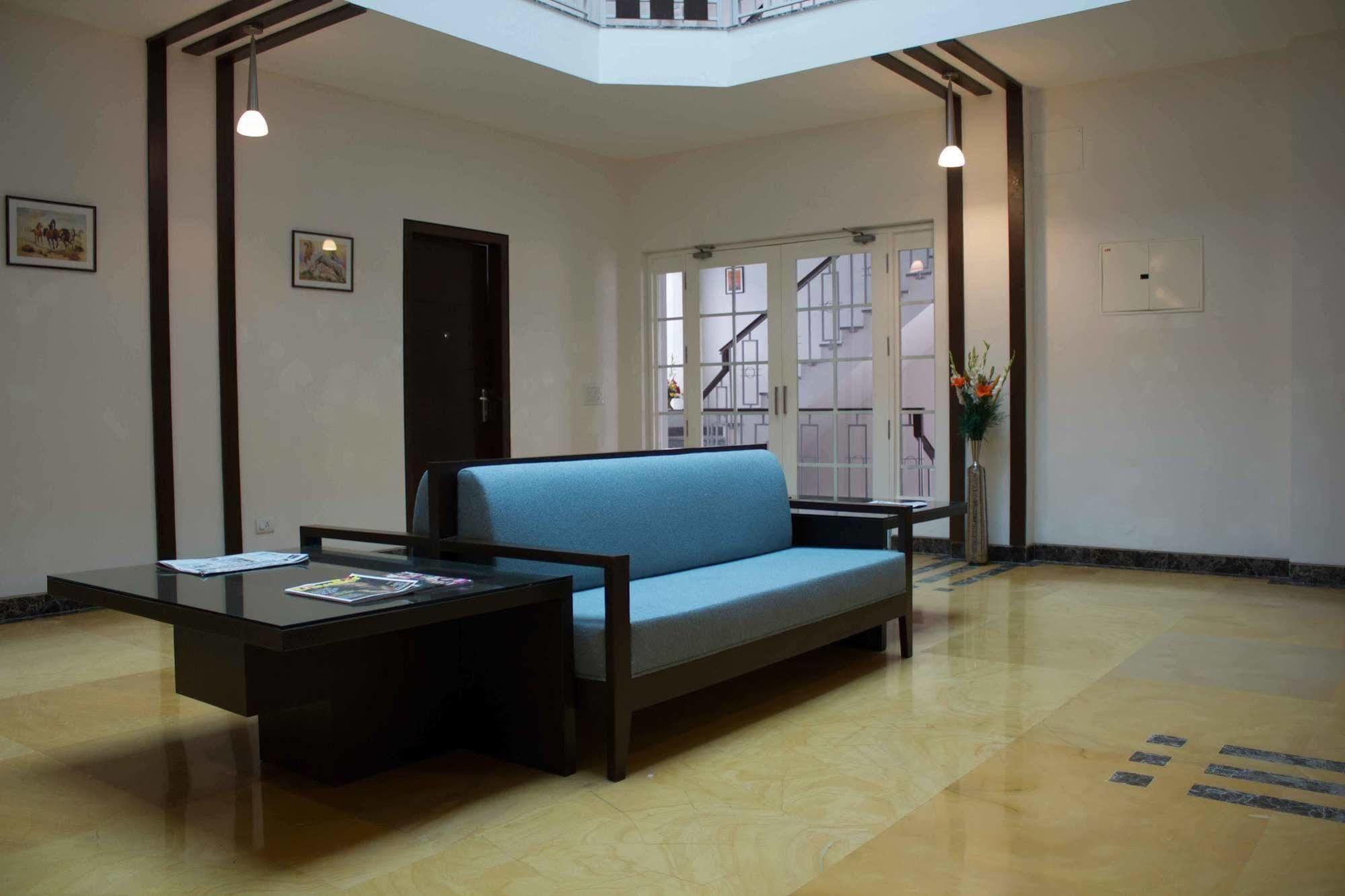 Stately Suites Mg Road Gurgáon Exteriér fotografie